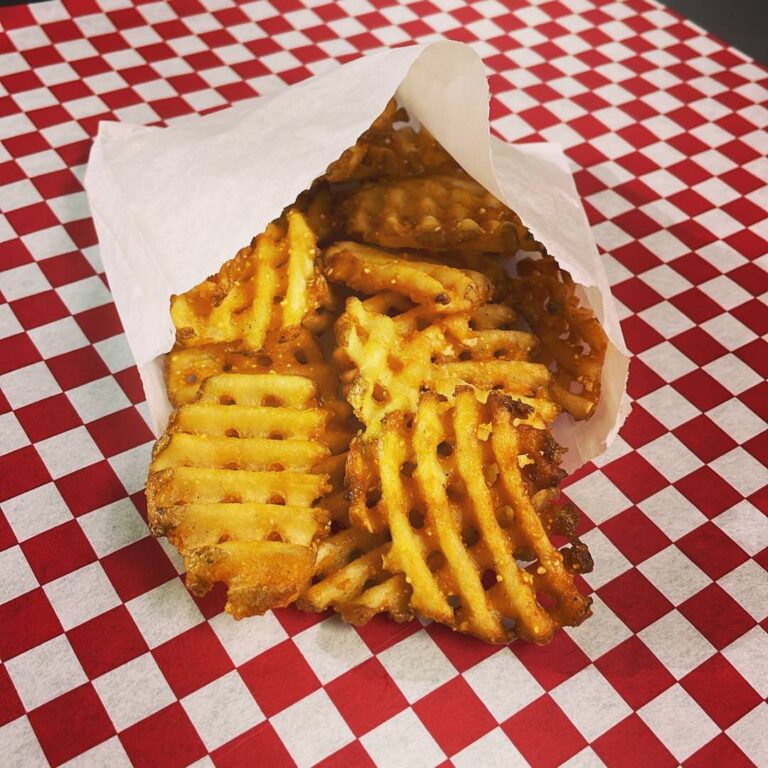 Waffle Fries Cheeky Burger